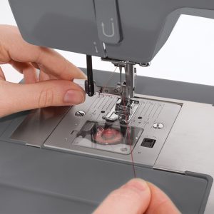 30642_HD4423_needle_threader.jpg 30642_HD4423_needle_threader.jpg